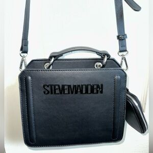 Steve Madden purse